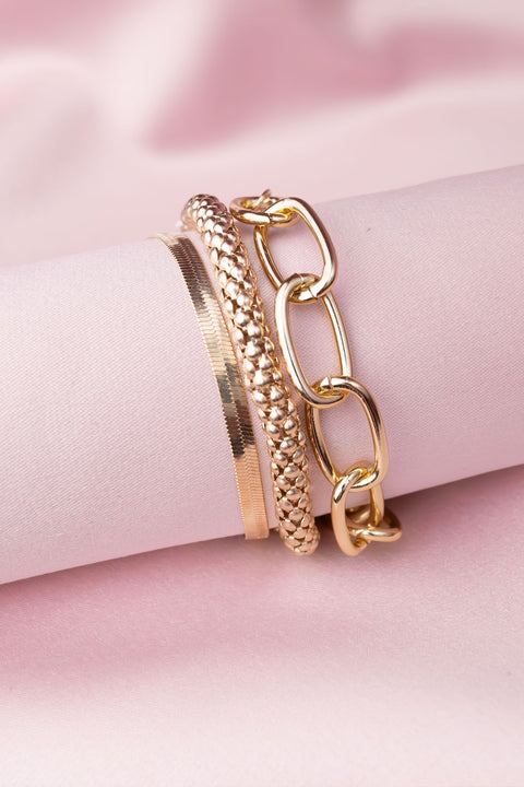 Golden Bracelet for Women Charm Thick Chain (KME0667)