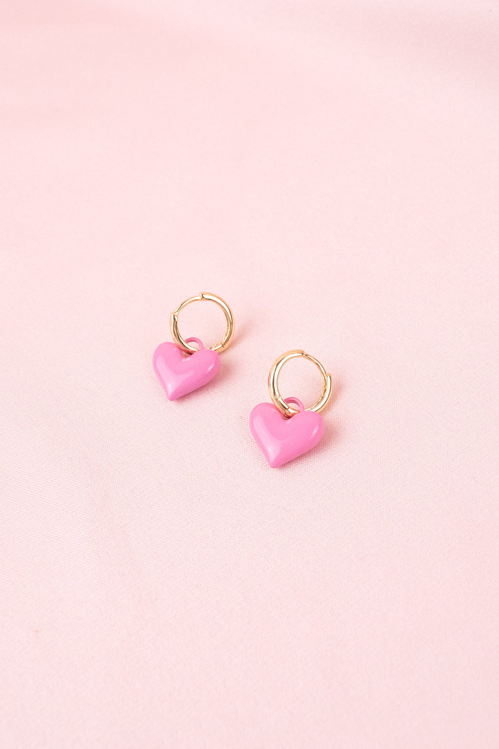 Mini Hearts Earring