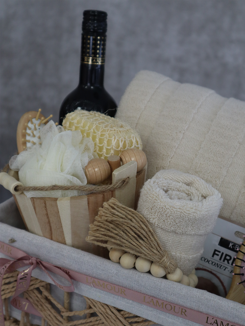 Luxury Relax & Unwind Basket 💆‍♀️🍷