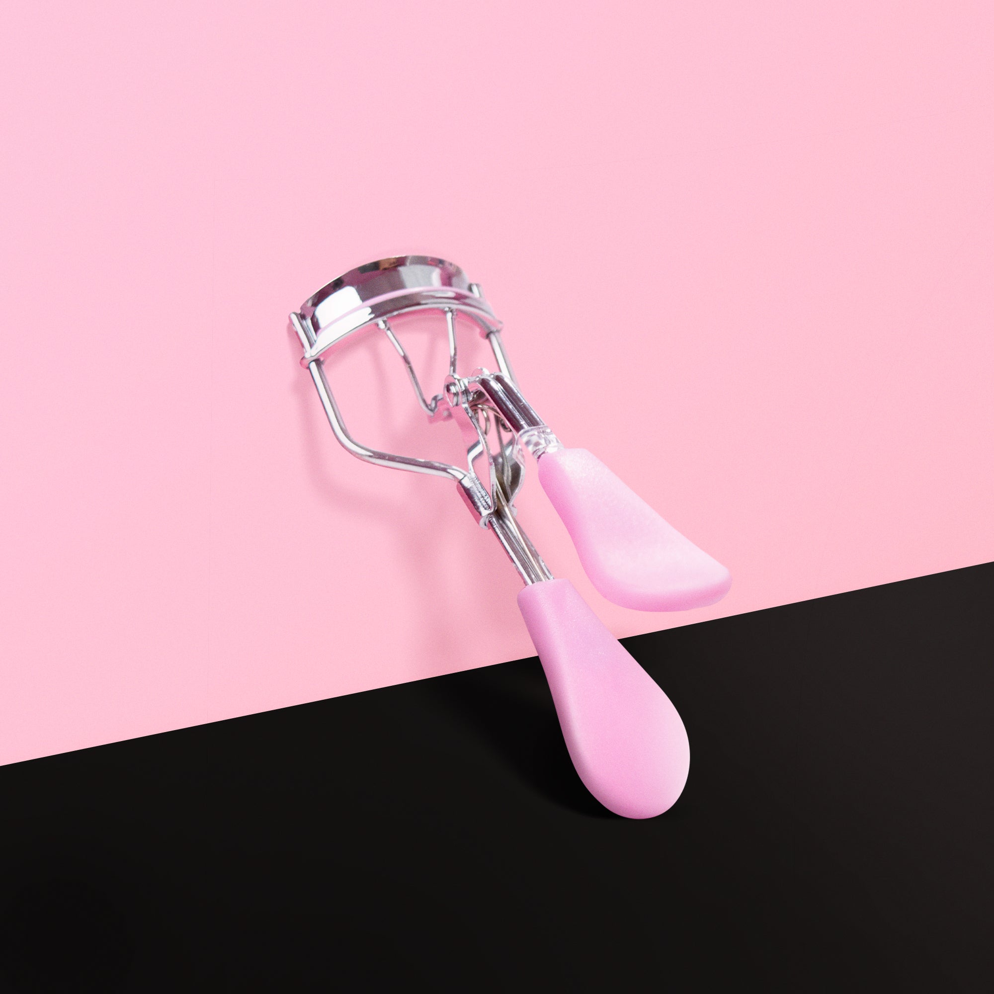 Pink Eyelash Curler
